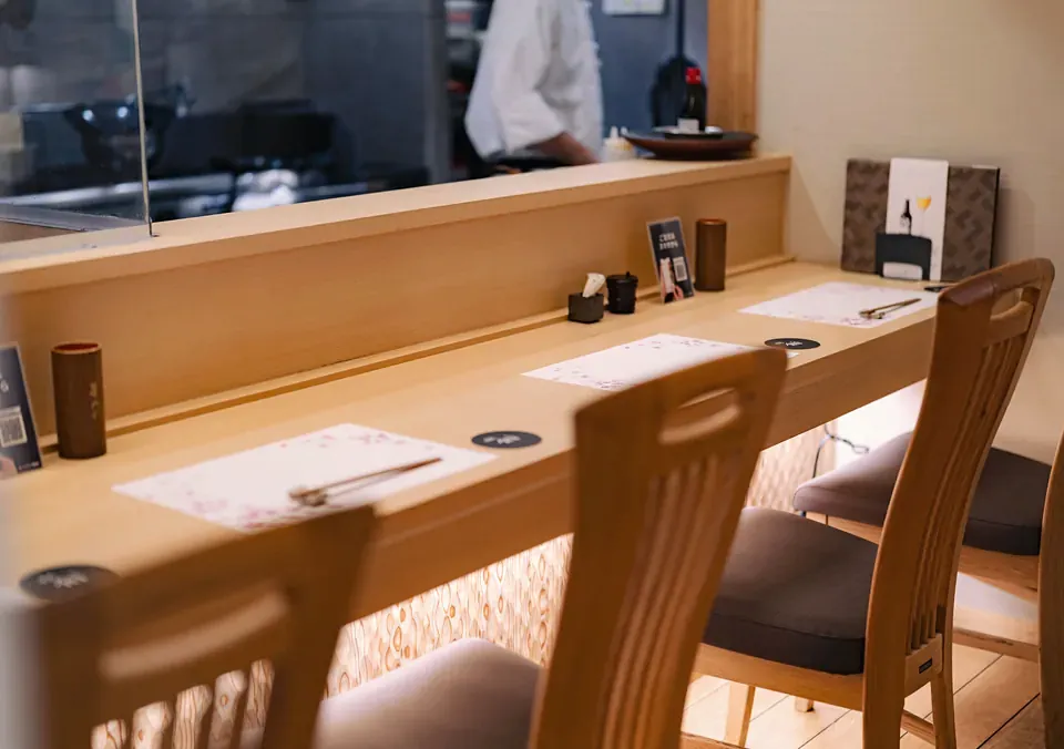Counter seats at Yakitori Suzune